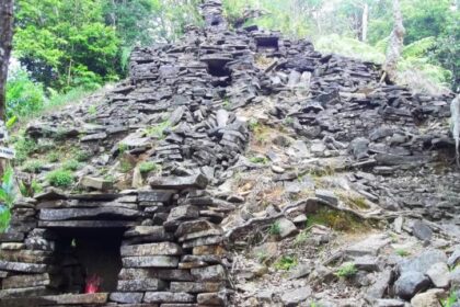 Titik 2: Candi Angin & Puncak Songolikur Jepara