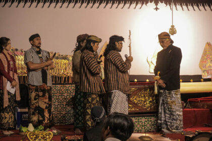 Sujiwo Tejo: Gua Selomangleng Kediri, Cikal Bakal Nusantara